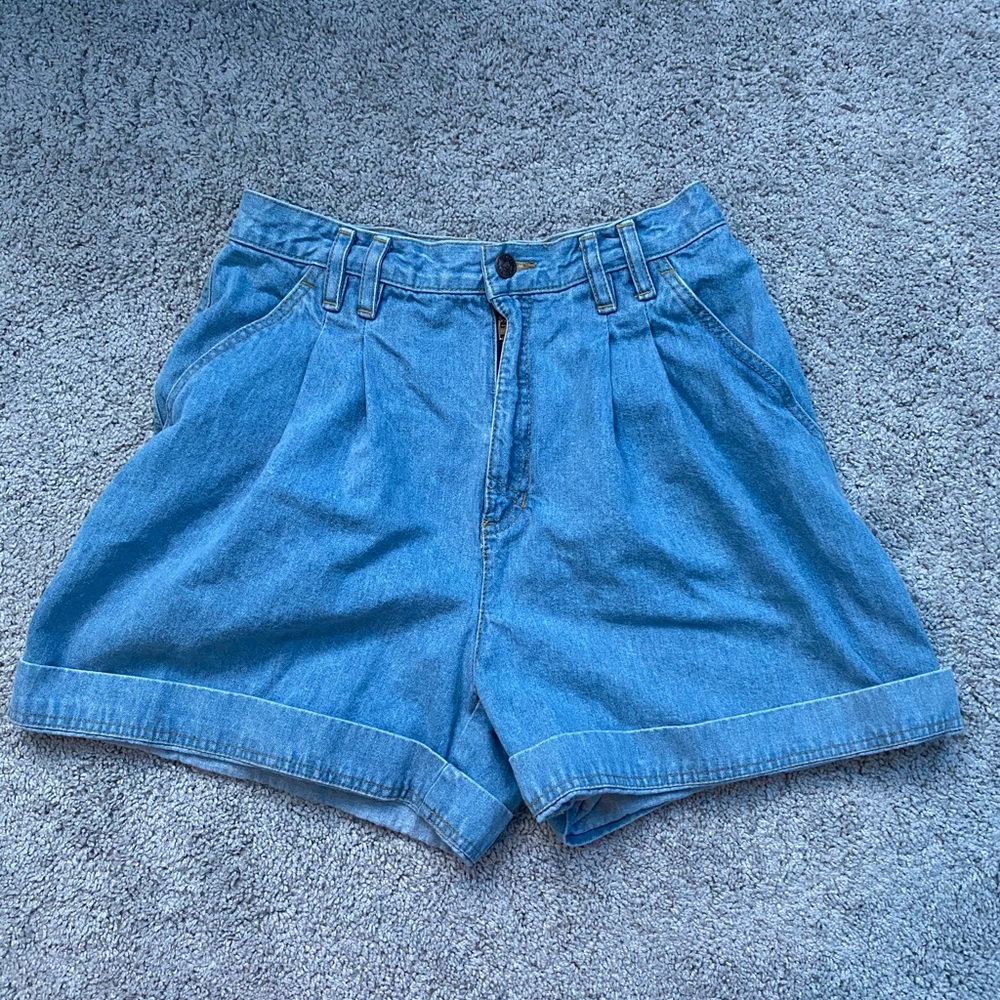 ❤️3 pairs of vintage High-waisted Jean shorts💙
